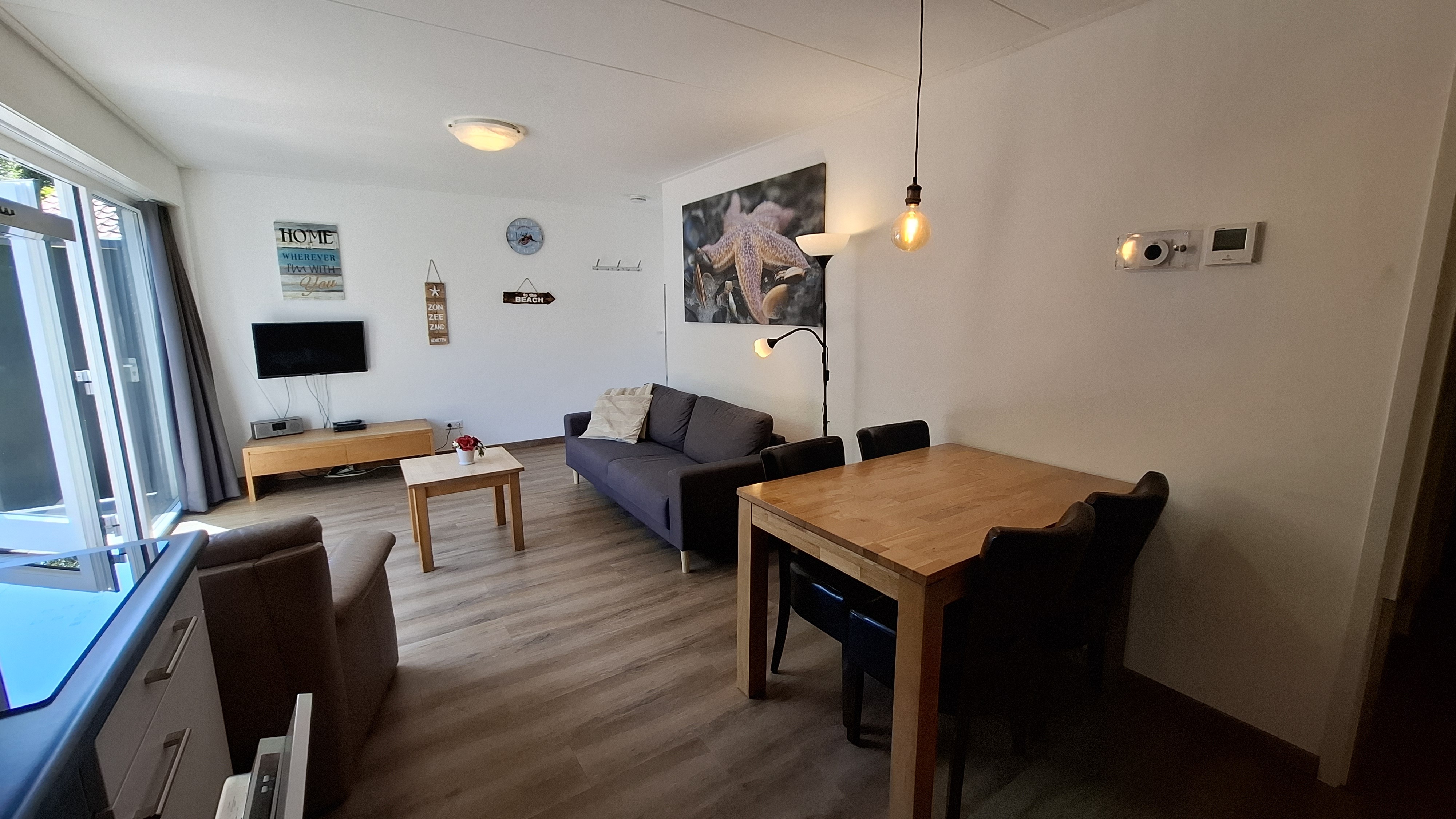 Keuken en kamer Stuivezandeweg 6